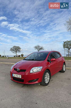 Хэтчбек Toyota Auris 2009 в Черкассах