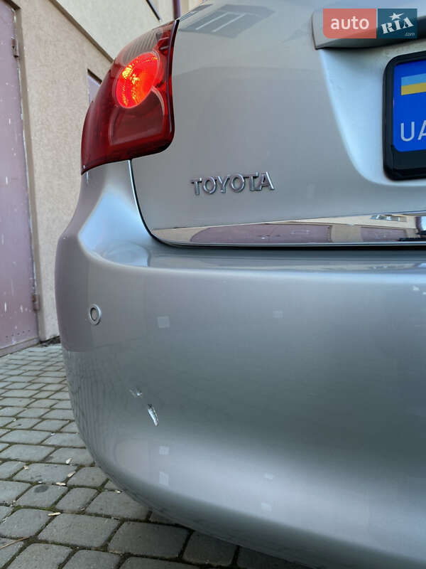 Хетчбек Toyota Auris 2006 в Івано-Франківську