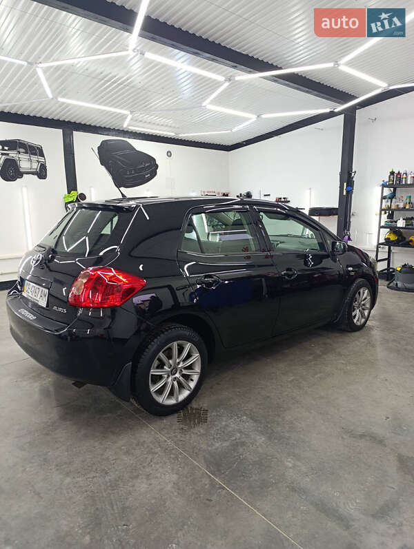 Хетчбек Toyota Auris 2008 в Чернівцях