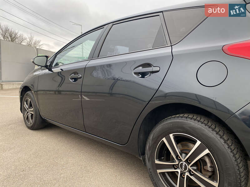 Хетчбек Toyota Auris 2014 в Києві фото 18 Хетчбек Toyota Auris 2014 в Києві