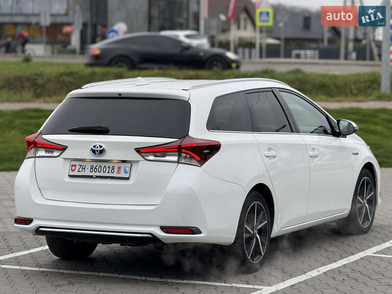Універсал Toyota Auris 2017 в Луцьку фото 7 Універсал Toyota Auris 2017 в Луцьку