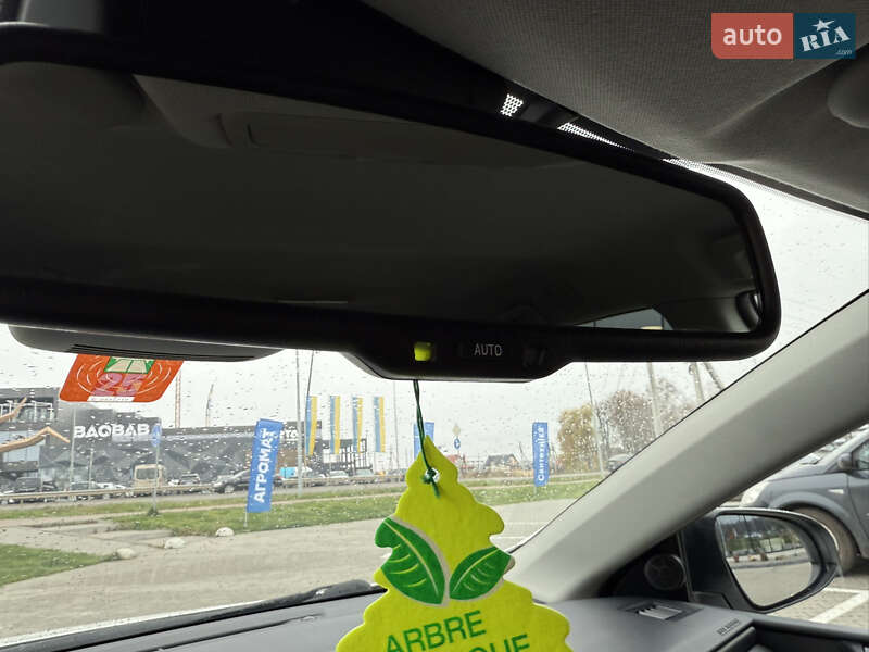 Універсал Toyota Auris 2017 в Луцьку фото 37 Універсал Toyota Auris 2017 в Луцьку