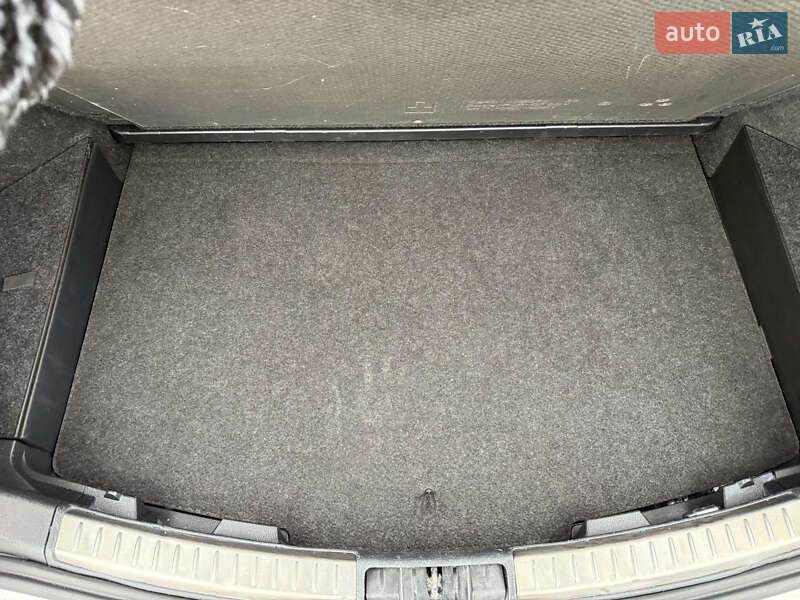 Універсал Toyota Auris 2017 в Луцьку фото 44 Універсал Toyota Auris 2017 в Луцьку