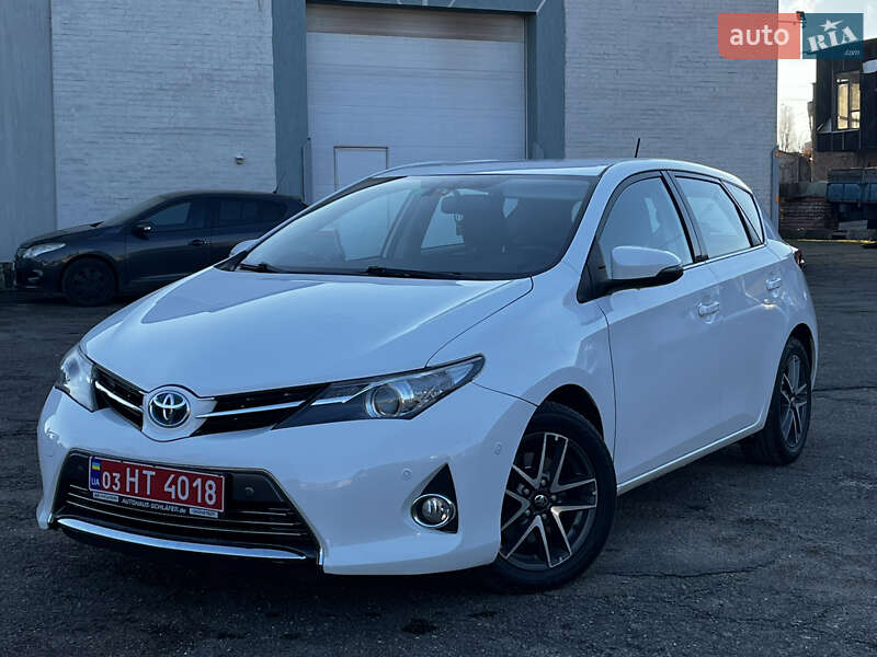 Toyota Auris 2013