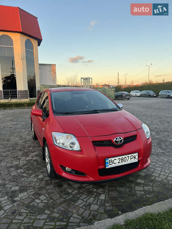 Хетчбек Toyota Auris 2008 в Львові