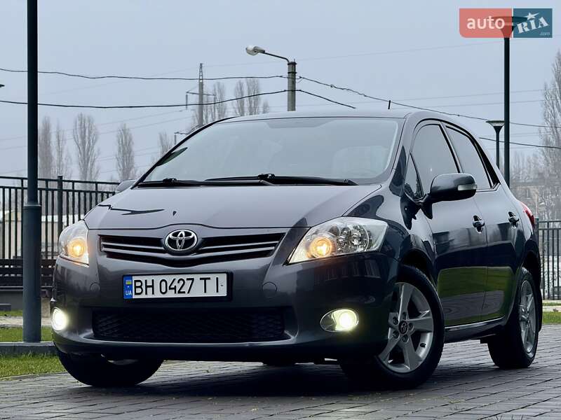 Toyota Auris 2012 Toyota Auris 2012