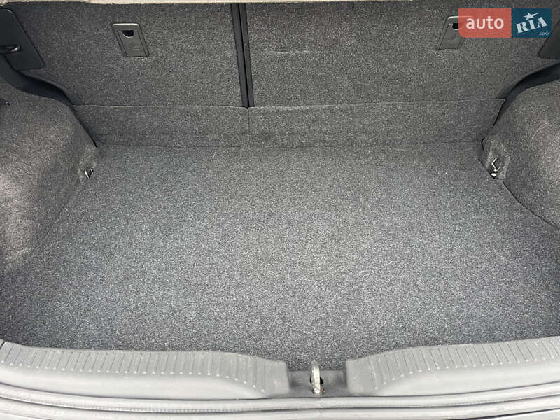 Хетчбек Toyota Auris 2008 в Києві