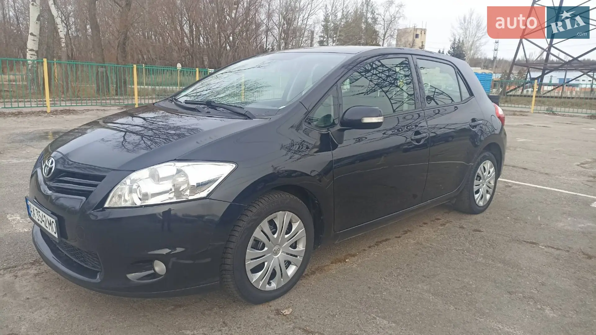 2010 Toyota Auris - фото 1