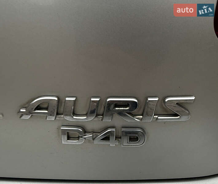 Хэтчбек Toyota Auris 2007 в Одессе