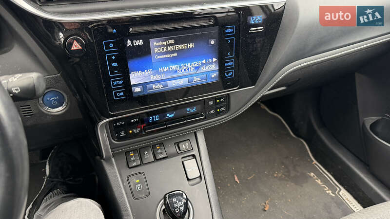 Хэтчбек Toyota Auris 2018 в Калуше фото 12 Хэтчбек Toyota Auris 2018 в Калуше