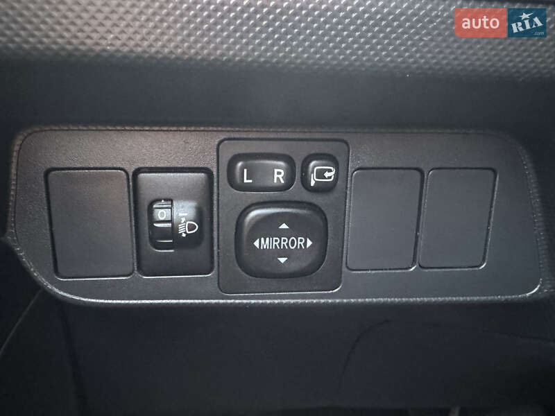 Хетчбек Toyota Auris 2011 в Івано-Франківську фото 11 Хетчбек Toyota Auris 2011 в Івано-Франківську