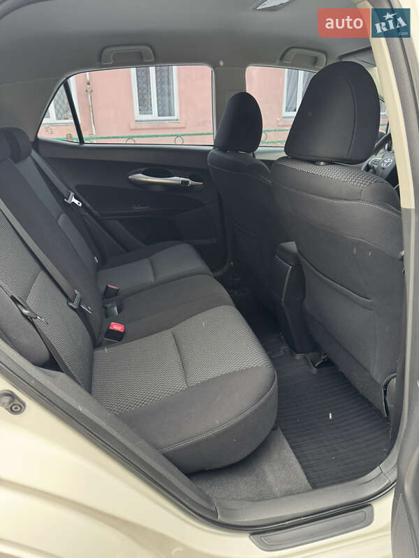 Хетчбек Toyota Auris 2011 в Івано-Франківську фото 16 Хетчбек Toyota Auris 2011 в Івано-Франківську