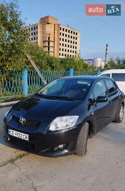 Хэтчбек Toyota Auris 2007 в Черновцах