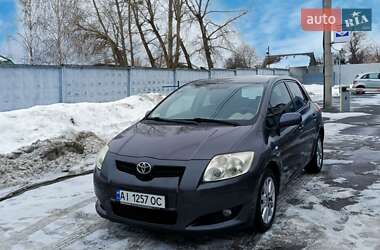 Хэтчбек Toyota Auris 2007 в Буче