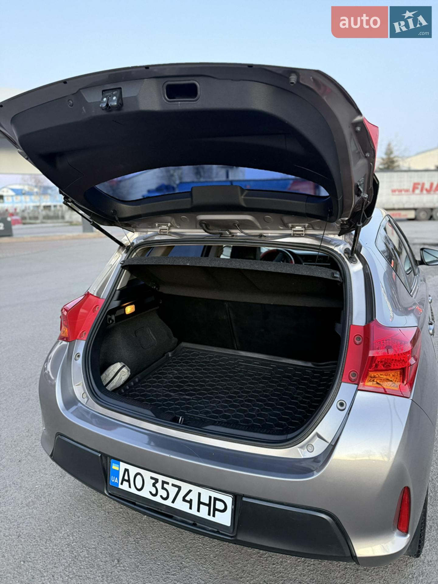 2013 Toyota Auris - мініатюра 8