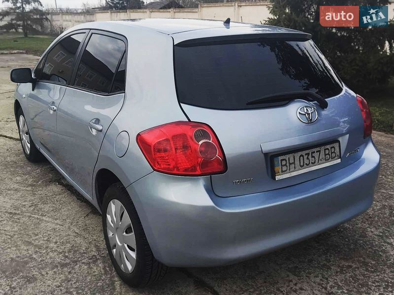 Хэтчбек Toyota Auris 2008 в Одессе