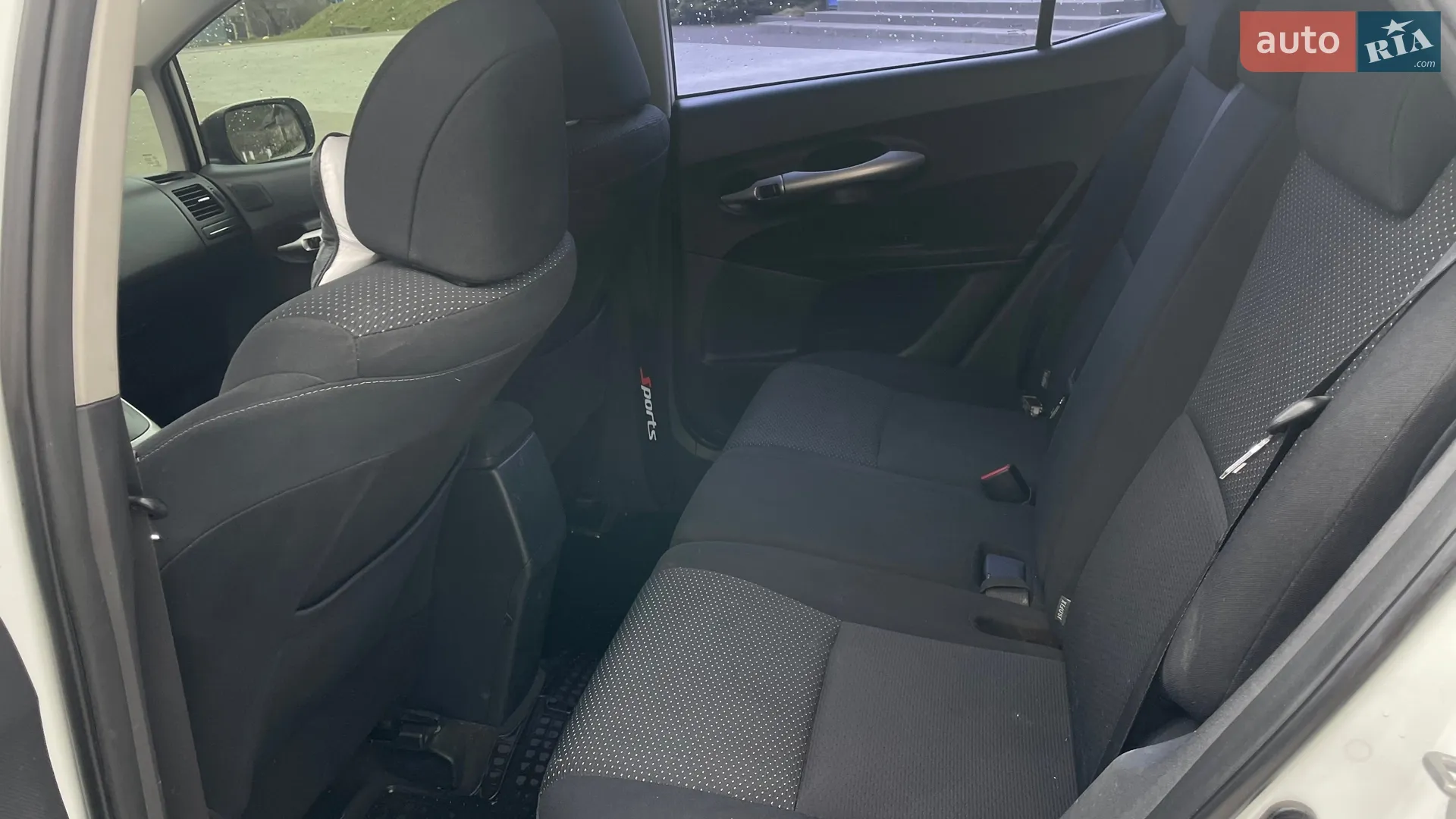 2012 Toyota Auris - мініатюра 6