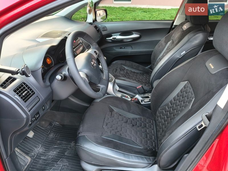 Хэтчбек Toyota Auris 2010 в Хмельницком фото 13 Хэтчбек Toyota Auris 2010 в Хмельницком