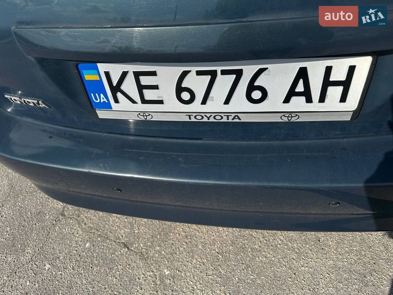 Хэтчбек Toyota Auris 2007 в Днепре