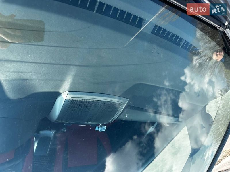 Хэтчбек Toyota Auris 2007 в Днепре