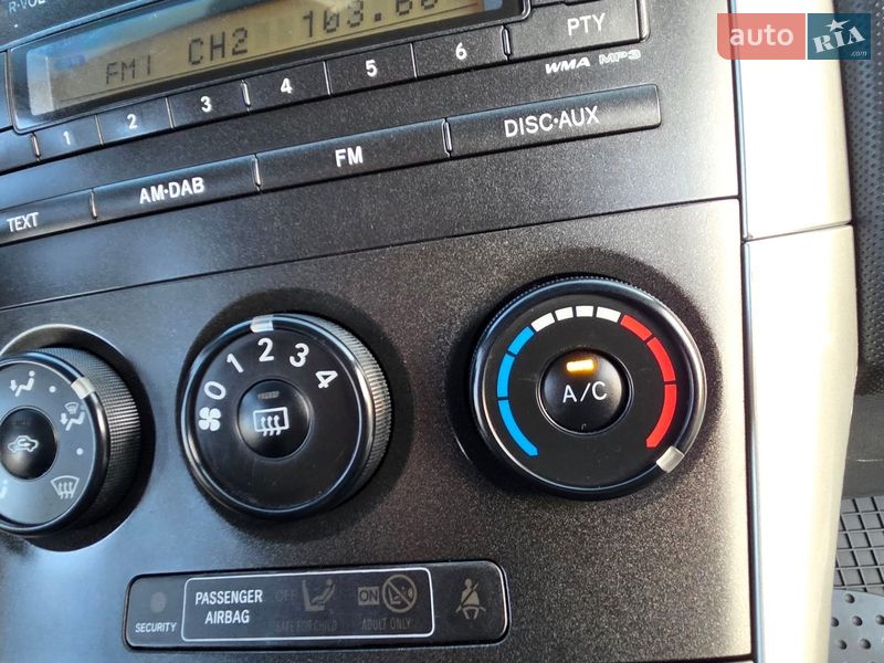 Хэтчбек Toyota Auris 2013 в Хмельницком фото 29 Хэтчбек Toyota Auris 2013 в Хмельницком