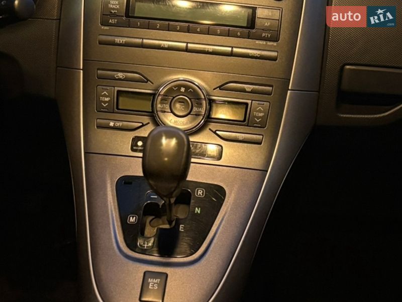 Хэтчбек Toyota Auris 2008 в Днепре фото 5 Хэтчбек Toyota Auris 2008 в Днепре