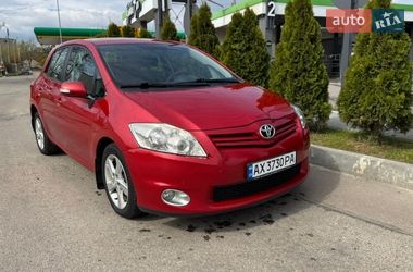Хетчбек Toyota Auris 2011 в Харкові