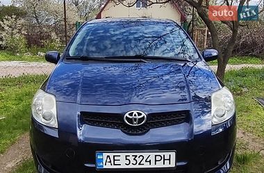 Хэтчбек Toyota Auris 2008 в Днепре