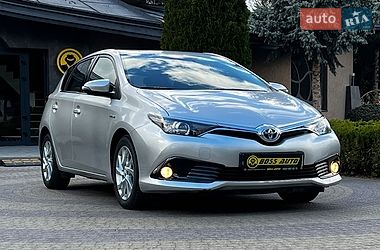 Хэтчбек Toyota Auris 2016 в Львове