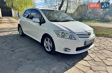 Хетчбек Toyota Auris 2012 в Чернігові