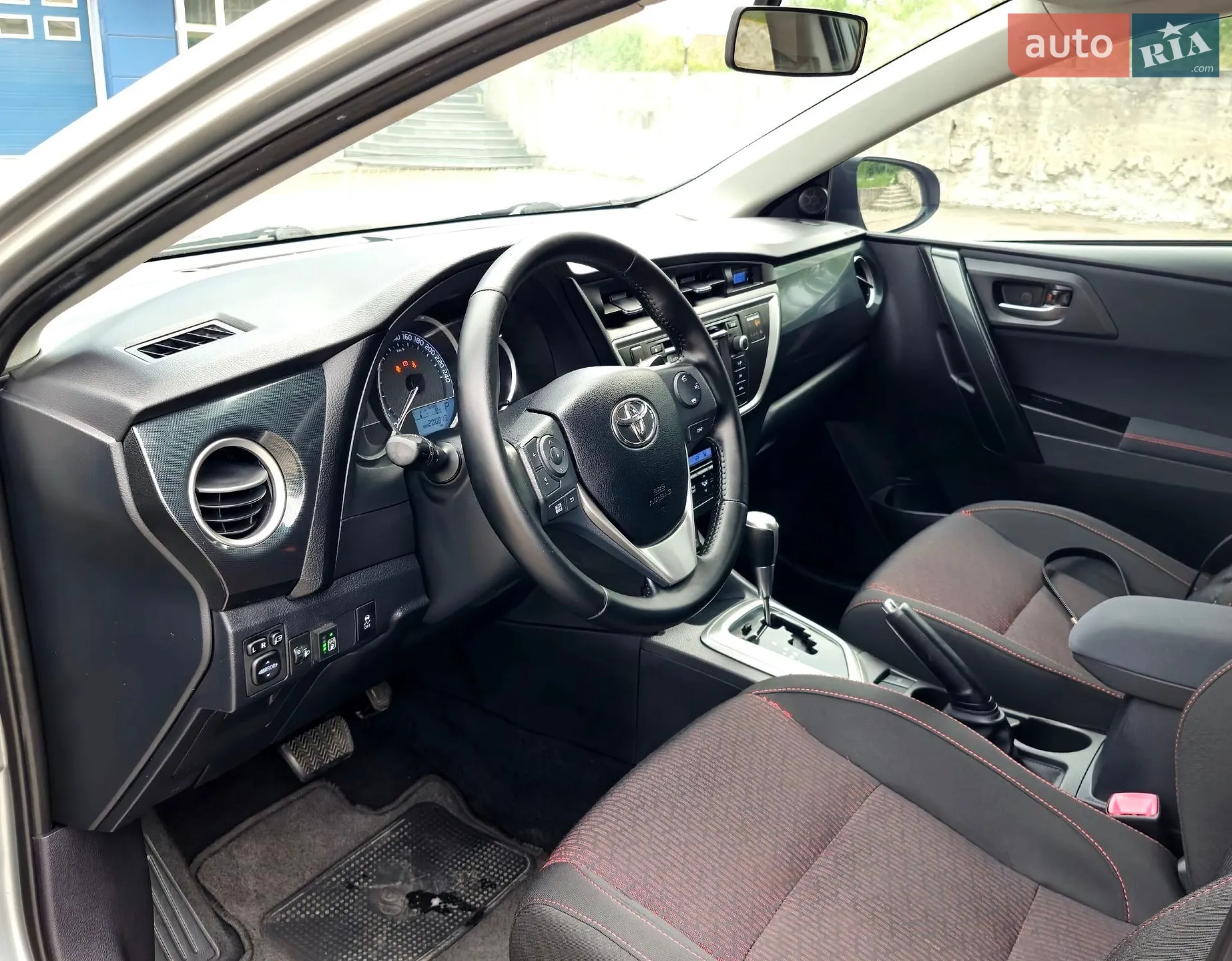 2013 Toyota Auris - мініатюра 33