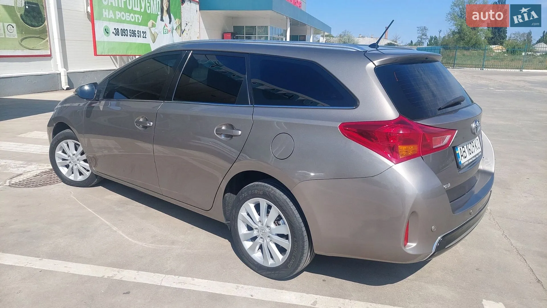 2014 Toyota Auris - мініатюра 12