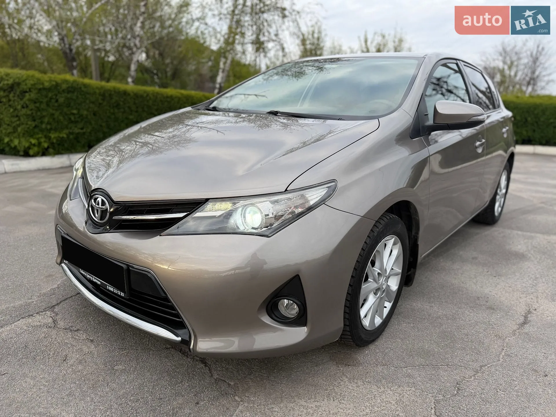 2013 Toyota Auris - мініатюра 10