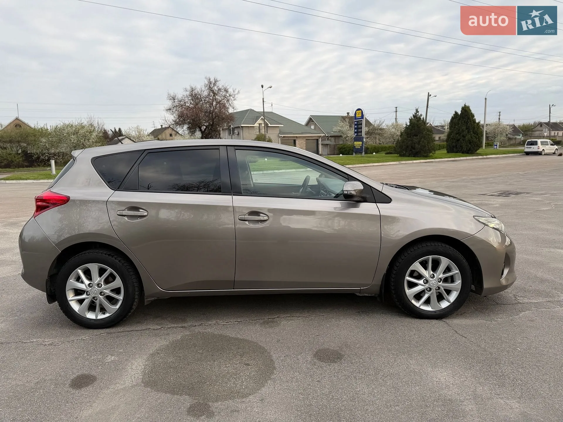 2013 Toyota Auris - мініатюра 14