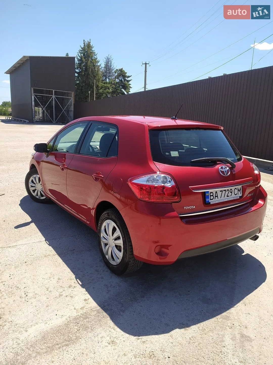 2011 Toyota Auris - мініатюра 2