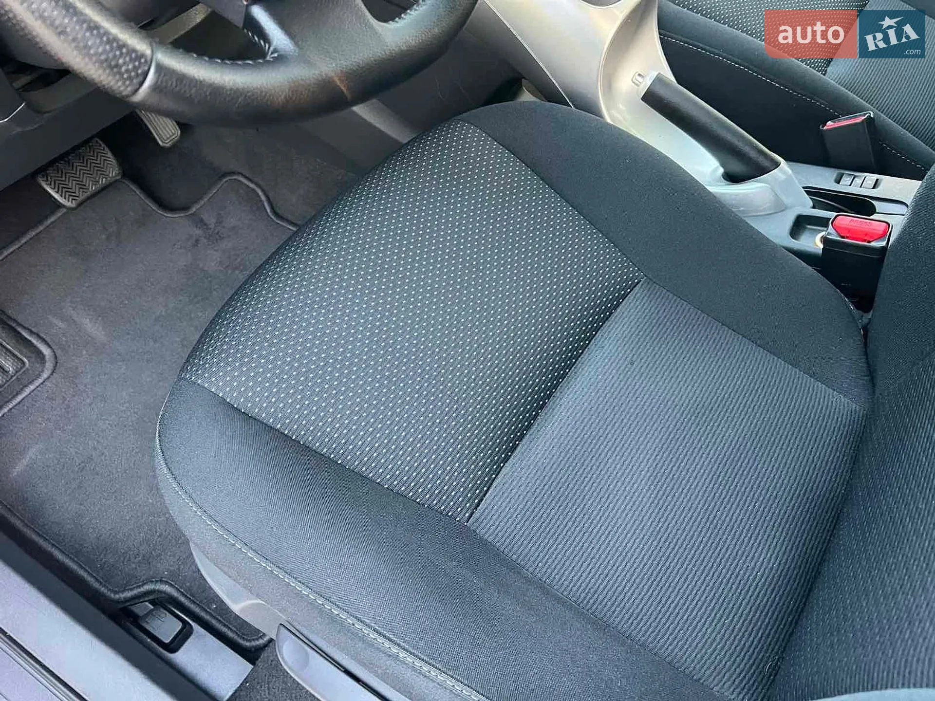 2011 Toyota Auris - мініатюра 54