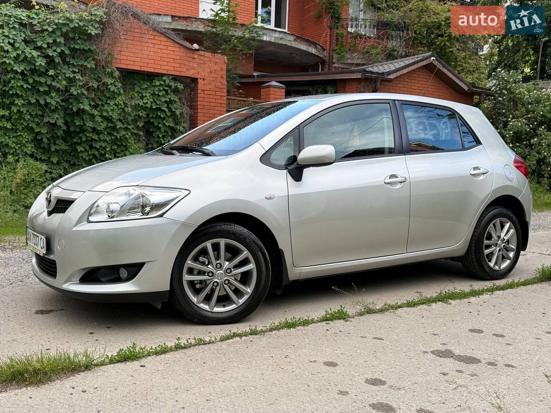 2010 Toyota Auris - мініатюра 4