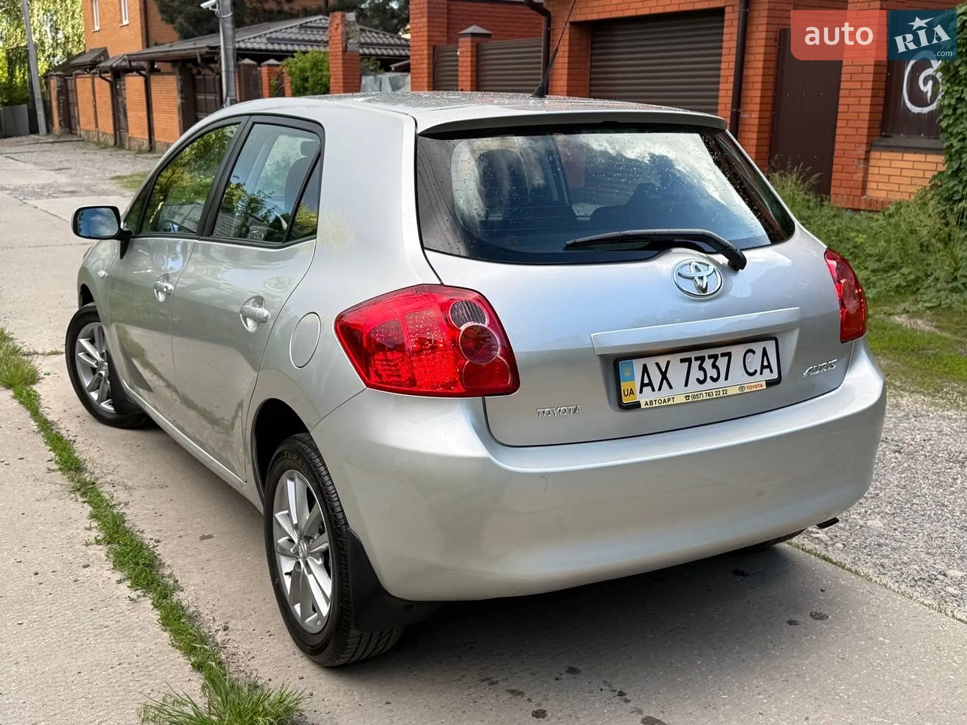 2010 Toyota Auris - мініатюра 8