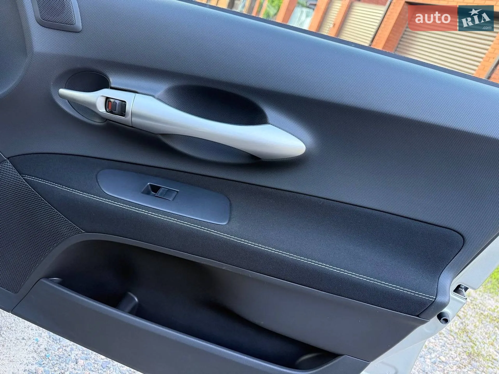 2010 Toyota Auris - мініатюра 84