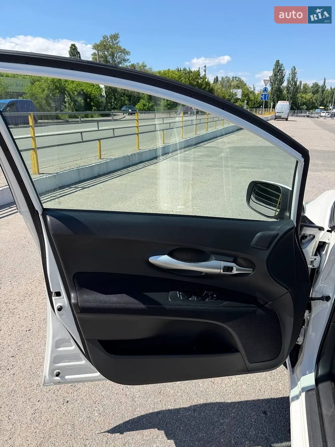 2012 Toyota Auris - мініатюра 9