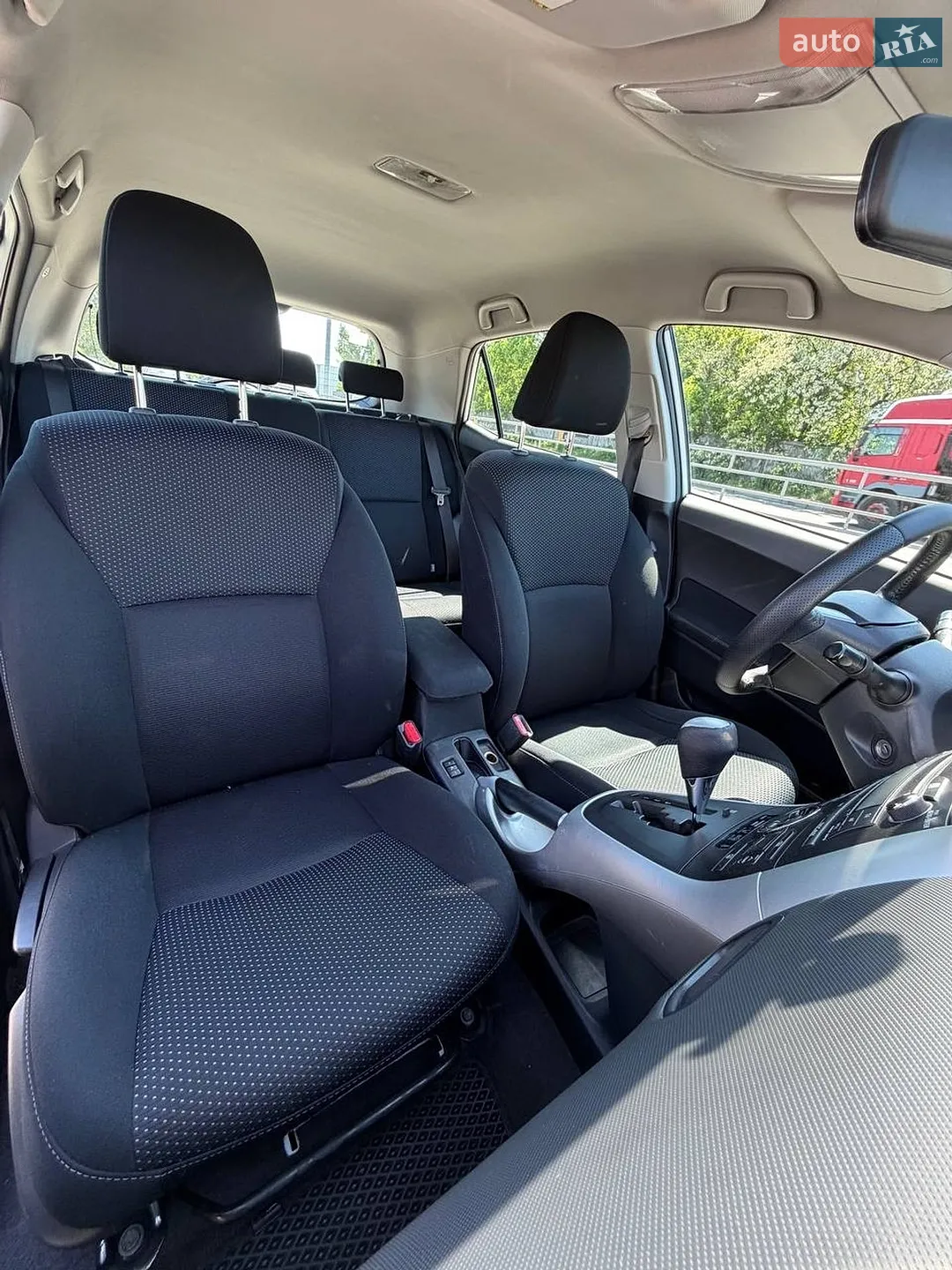 2012 Toyota Auris - мініатюра 19