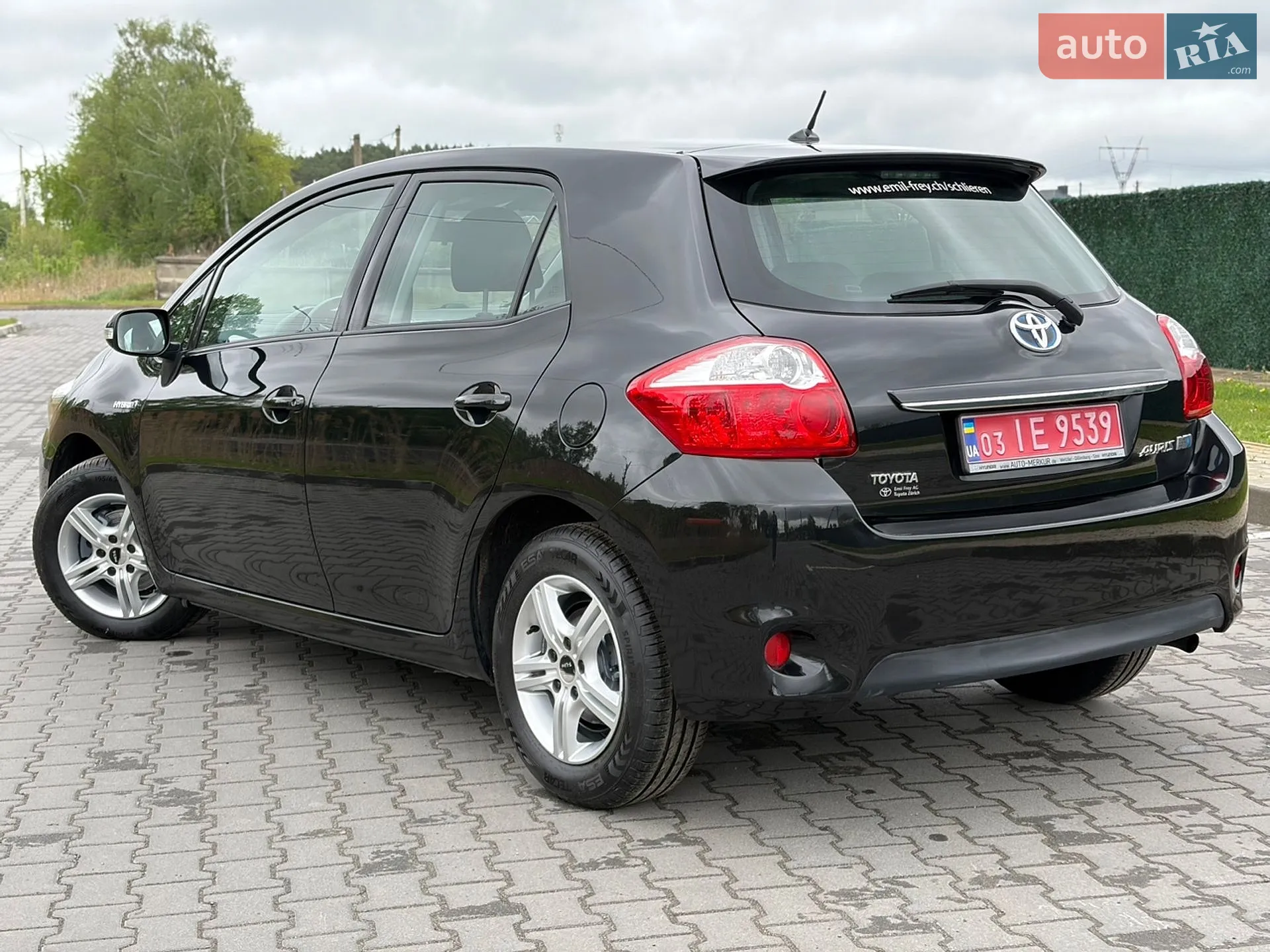 2010 Toyota Auris - мініатюра 2