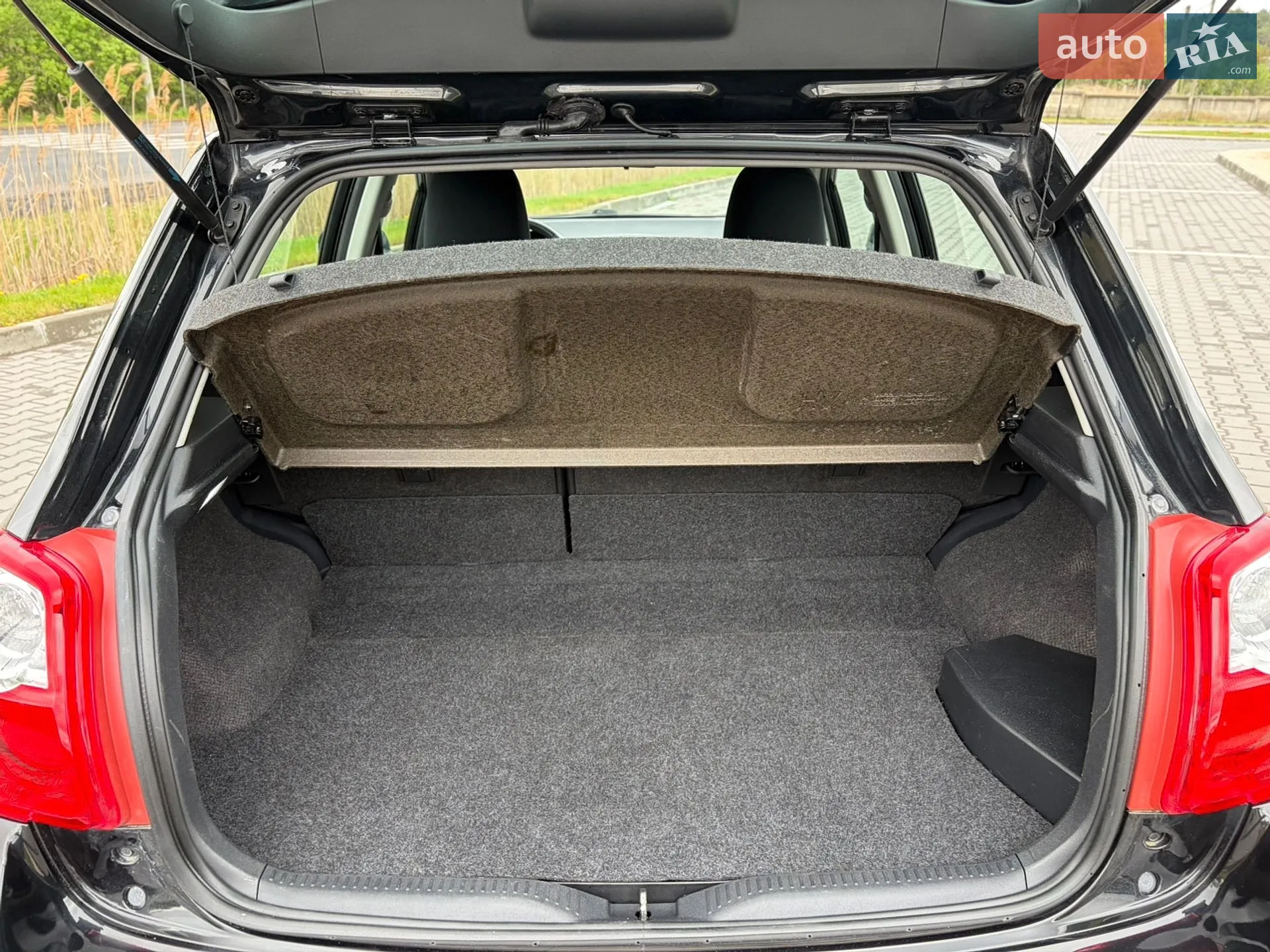 2010 Toyota Auris - мініатюра 37