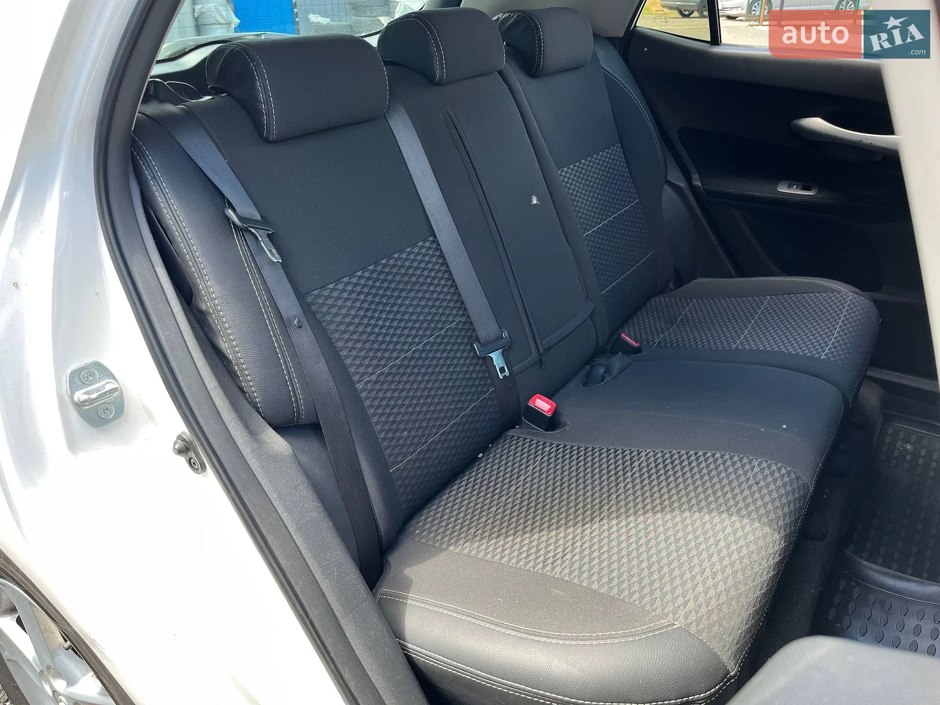 2012 Toyota Auris - мініатюра 14