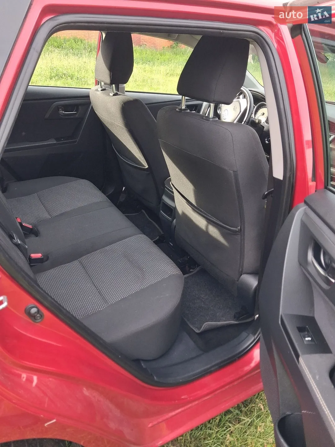 2013 Toyota Auris - мініатюра 10