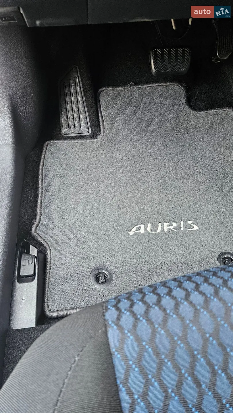 2013 Toyota Auris - мініатюра 23