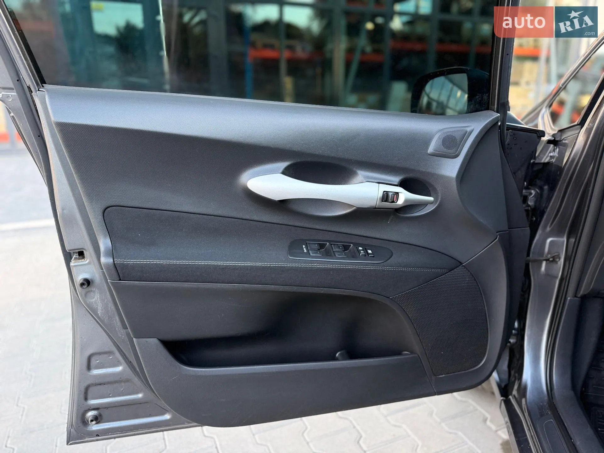 2010 Toyota Auris - мініатюра 34