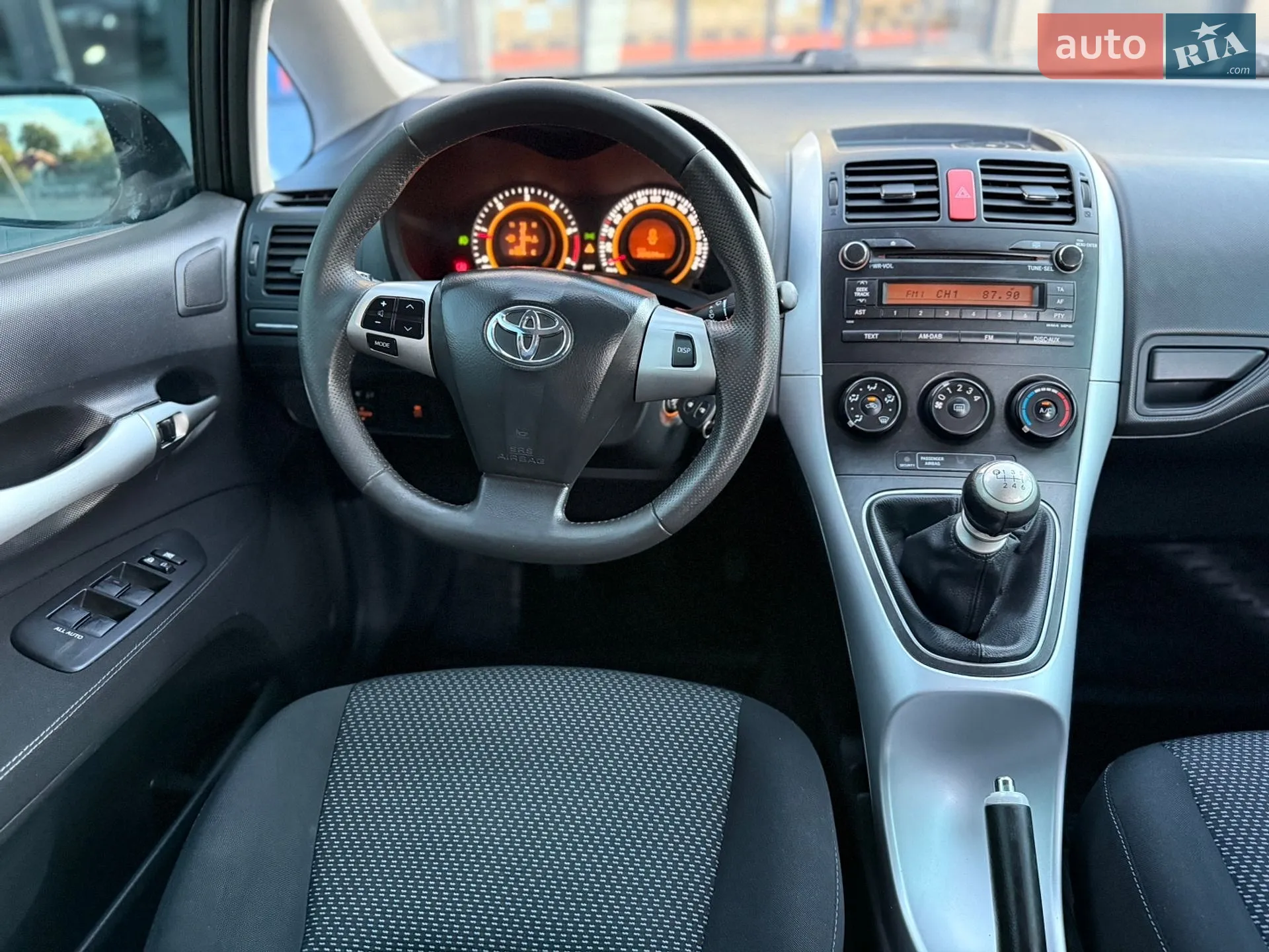 2010 Toyota Auris - мініатюра 48