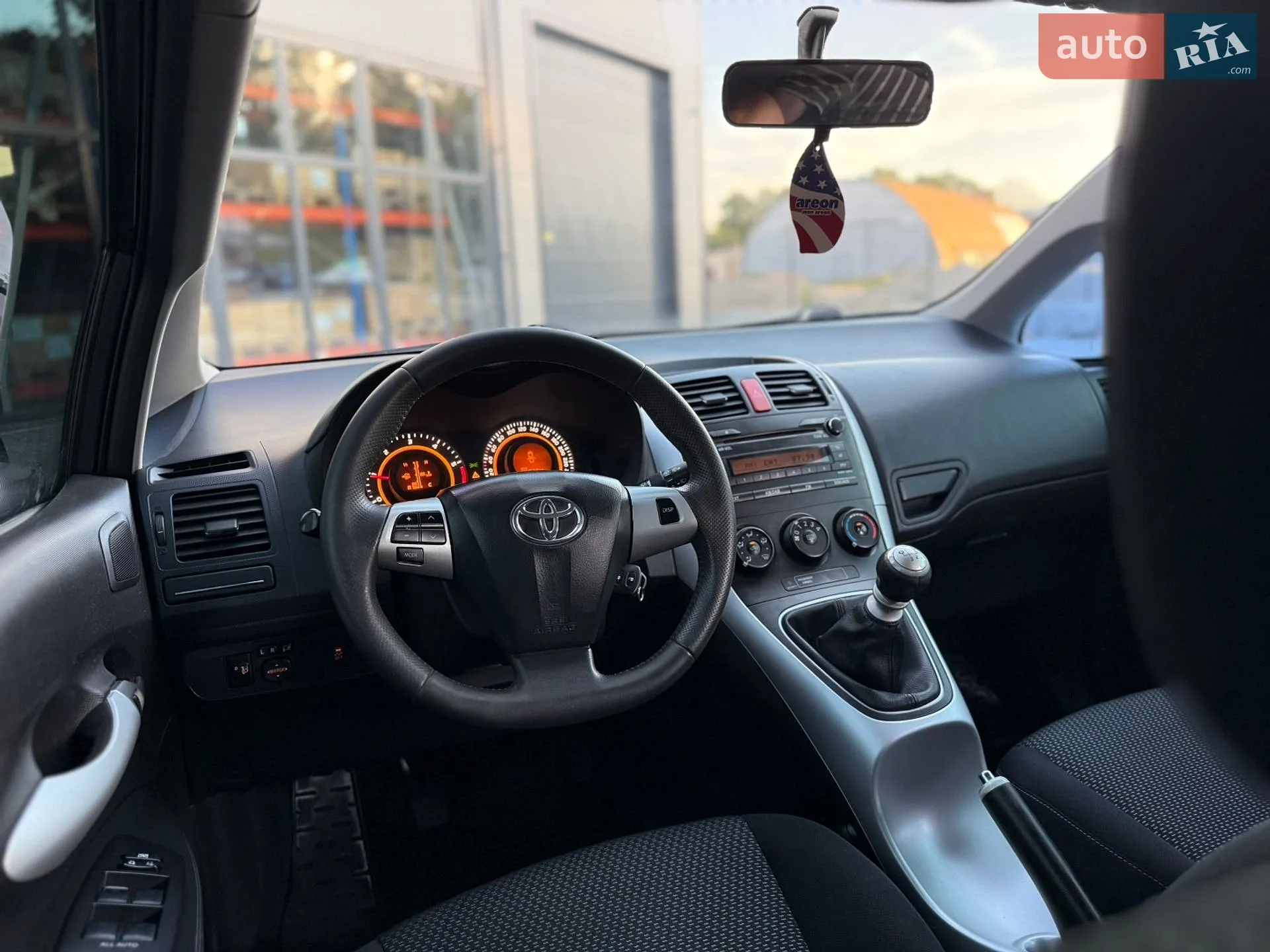 2010 Toyota Auris - мініатюра 50