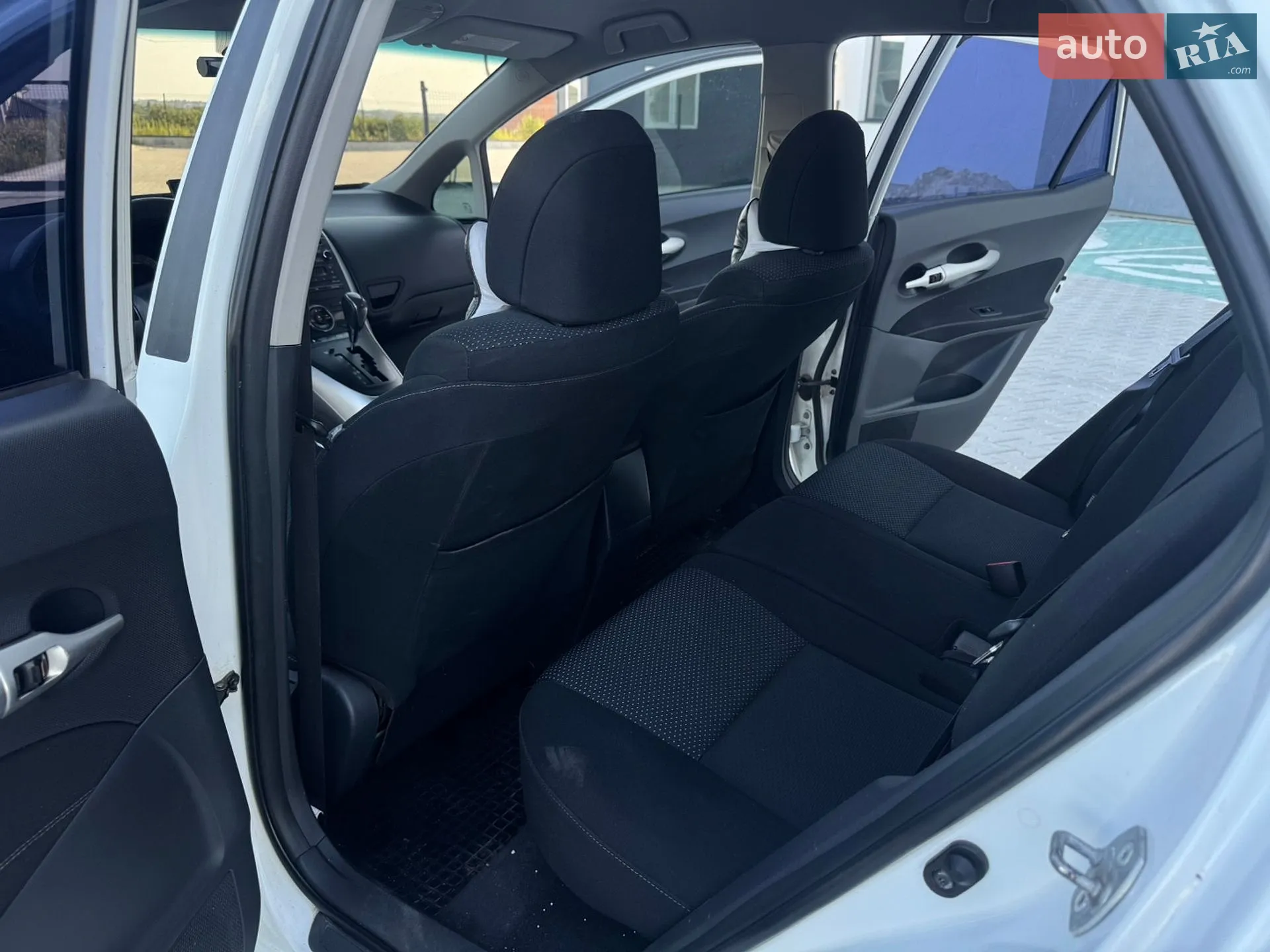 2012 Toyota Auris - мініатюра 30